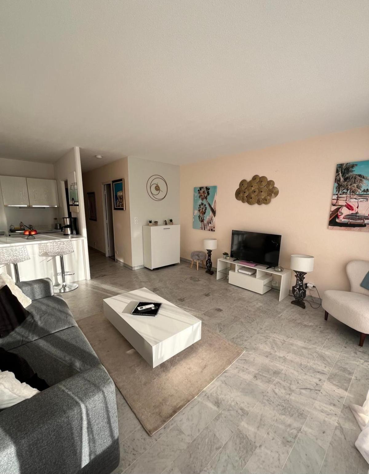 Grand Studio Localisation Ideale Antibes Exteriör bild